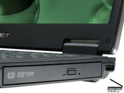 O Acer TravelMate 6592G é equipado com dois slots para cartão de expansão:sustenta cartões ExpressCard/54 e PC (tipo II).