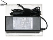O 3414W vem com conector de energia padrão, que também é usado por muitos outros notebooks.