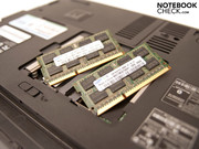 Uma memória RAM de 4 GBytes DDR3-8500 da Samsung em duas interfaces