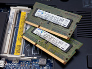 Os 4 GB de RAM DDR3 outorgados de fábrica, são suficientes.