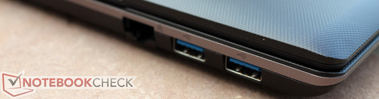Lado esquerdo: LAN, 2x USB 3.0