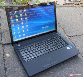 O IdeaPad N581 em exteriores