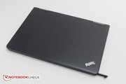 ...é um Ultrabook conversível com tela táctil com stylus ativo