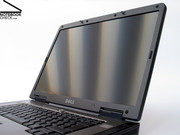 A Dell também oferece uma tela WUXGA (1920x1200 Pixel) para um maior escritório como uma alternativa.