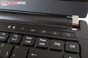 A Acer colocou algumas hot keys do lado do botão interruptor.