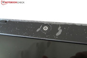 A webcam tem uma resolução de 1,3 megapixels.