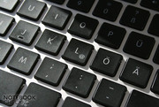 A estrutura do teclado segue o padrão Apple.