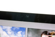 Uma webcam de 2 MP (1.920 x 1.080 pixels).