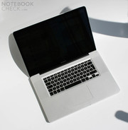 O novo MacBook Pro 17 no formato Unibody...