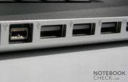 Um porto USB mais que o MBP 15 Unibody é muito pouco para um portátil substituto de desktop.