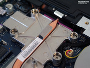 Uma forte CPU T9800 e uma placa gráfica ATI HD4650 estavam presentes no aparelho testado.