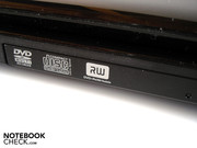 Um gravador de DVD clássico serve como drive.