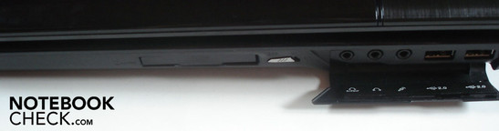 Lado Direito: ExpressCard de 54mm, interruptor deslizante WLAN/Bluetooth, 3 conexões de áudio, 2x USB 2.0