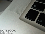 Como no MacBook Air, também este portátil vêm com um teclado de teclas individuais confortável para o usuário.