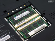 Uma barra de memória de 4GB DDR3 é utilizada no nosso exemplar de teste, com respeito ao RAM.