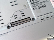 O Portégé R500-12P tem a obrigatória porta de acoplamento com a qual podemos ligar um monitor externo através de DVI.
