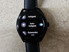 Teste o smartwatch Huawei Watch Buds