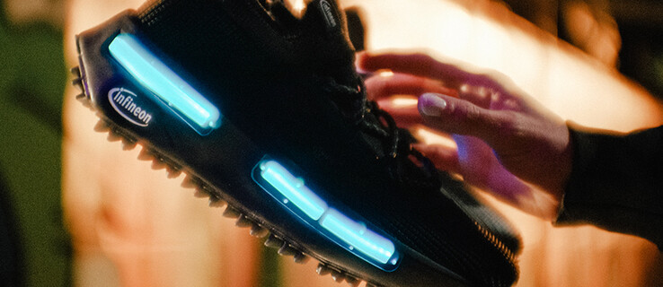 O Lighting Shoe reage com efeitos de iluminação LED à música ambiente (Fonte da imagem: Infineon)
