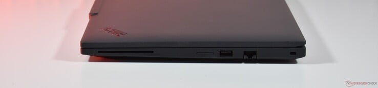 certo: Leitor de cartão inteligente, USB A 3.2 Gen 1, Ethernet RJ45, slot para trava Kensington