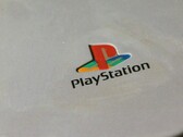 A Sony lançou o PlayStation original em 1994 no Japão.