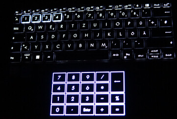 O teclado e o teclado numérico adicional são iluminados