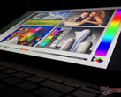 O laptop dobrável de 17 pol. HP está se moldando com seu fornecedor de filme de capa flexível OLED revela