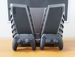 Há rumores de que os kits de desenvolvimento do PS5 Pro se assemelham aos seus antecessores, alguns dos quais foram parar no eBay. (Fonte da imagem: eBay)