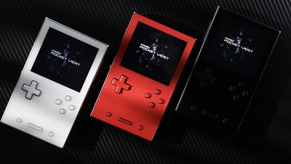 O Ayaneo Pocket Vert estará disponível em três cores. (Fonte da imagem: Ayaneo)