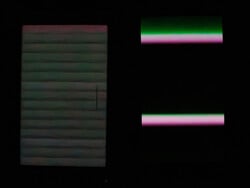 No escuro, com o brilho mínimo da tela: Honor Magic5 Pro (2160 Hz PWM dimming) vs Galaxy A54 (direita)