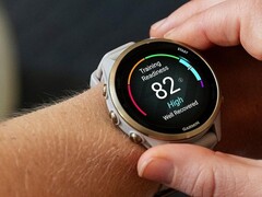 Os smartwatches Forerunner 570 e Forerunner 970 da Garmin estão recebendo uma nova atualização beta. (Fonte da imagem: Garmin)
