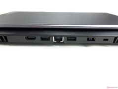 Voltar: HDMI 2.0, USB-A 3.2 Gen 2, Gigabit Ethernet, USB-A 3.2 Gen 2, alimentação, slot para um cadeado