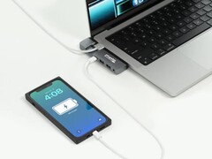 O Hub 5 em 1 USB-C Plugable suporta conexão a um display de 6K@60Hz. (Fonte de imagem: Plugable)