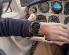 Espera-se que a Garmin traga vários recursos do Venu 4 para a série D2 Air com o lançamento do D2 Air X15, D2 Air X10 na foto. (Fonte da imagem: Garmin)