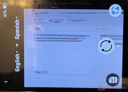 O T1 Mini pode traduzir texto escrito por meio da câmera, mas a experiência é péssima.