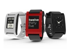 O Google trouxe suporte de aplicativos de 64 bits para o Pebble smartwatches emparelhados a Android smartphones. (Fonte de imagem: Pebble)