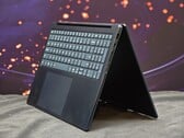 A Lenovo apresentou um laptop 2 em 1 equipado com o RTX Spark da Nvidia