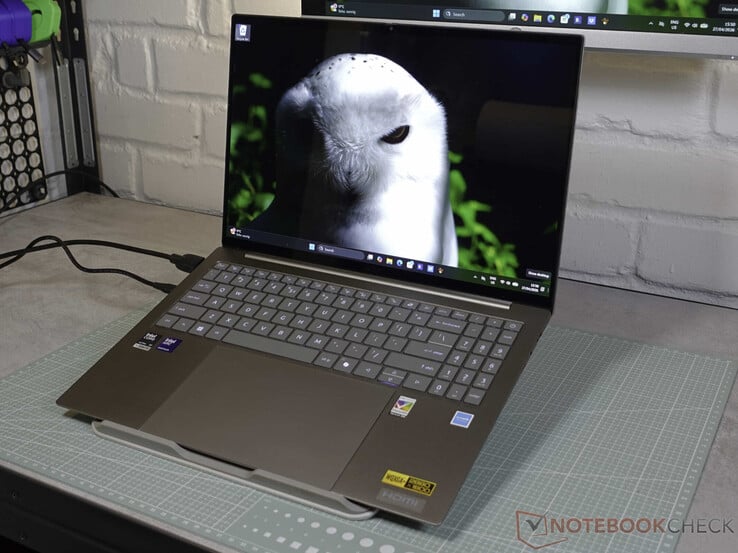 O novo Acer Swift 16 ao vivo.