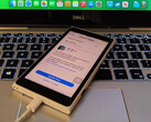 O LumiPhone pode se parecer com um Lumia 1020 por fora, mas tem o coração e as entranhas de um iPhone. (Fonte da imagem: Reddit)