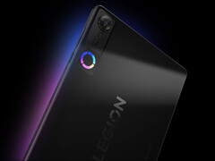 O Legion Tab Gen 5 garantiu o segundo lugar nas últimas classificações. Na foto: uma imagem promocional mostrando a parte traseira do tablet.