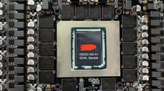 Módulos de VRAM GDDR7 com capacidade de até 6 GB estão em desenvolvimento; na imagem: placa de circuito impresso (PCB) da GeForce RTX 5090 com módulos de memória expostos