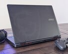 O potencial de jogos do Crosshair 18 HX poderia ter sido significativamente melhorado se a MSI tivesse permitido opções de RTX 5070 Ti (Fonte da imagem: Notebookcheck)
