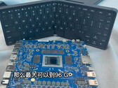 O próximo lançamento da Linglong será um dispositivo AMD Strix Halo-powered. (Fonte da imagem: via ITHome)