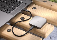 O SSD EX400U externo é extremamente rápido graças ao USB 4 (Fonte da imagem: Corsair)