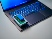 Os notebooks com Intel Panther Lake serão lançados nos próximos meses. (Fonte da imagem: Alex Waetzel para Notebookcheck))