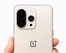 Renderização não oficial do OnePlus 15 mostrando a nova configuração da câmera. (Fonte da imagem: OnePlus Club on X)