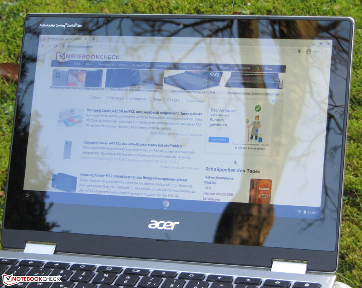 O Chromebook ao ar livre.