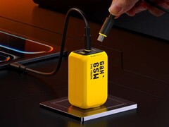 O carregador Aohi The Youth 65W (na foto) foi lançado nos EUA. (Fonte da imagem: Aohi)