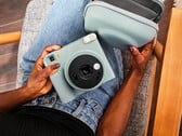 A Fujifilm Instax Square 2 pode ajustar a aparência das fotos usando filtros.