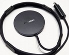 A Samsung aparentemente venderá um carregador Qi2 oficial que lembra o carregador MagSafe da Apple(Fonte da imagem: Sammobile)
