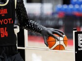 A Toyota vem desenvolvendo robôs há vários anos, incluindo um jogador de basquetebol (Fonte de imagem: Toyota)